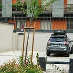 Trendy Apartment A Milano